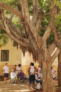 Outdoor hairdresser in Havana