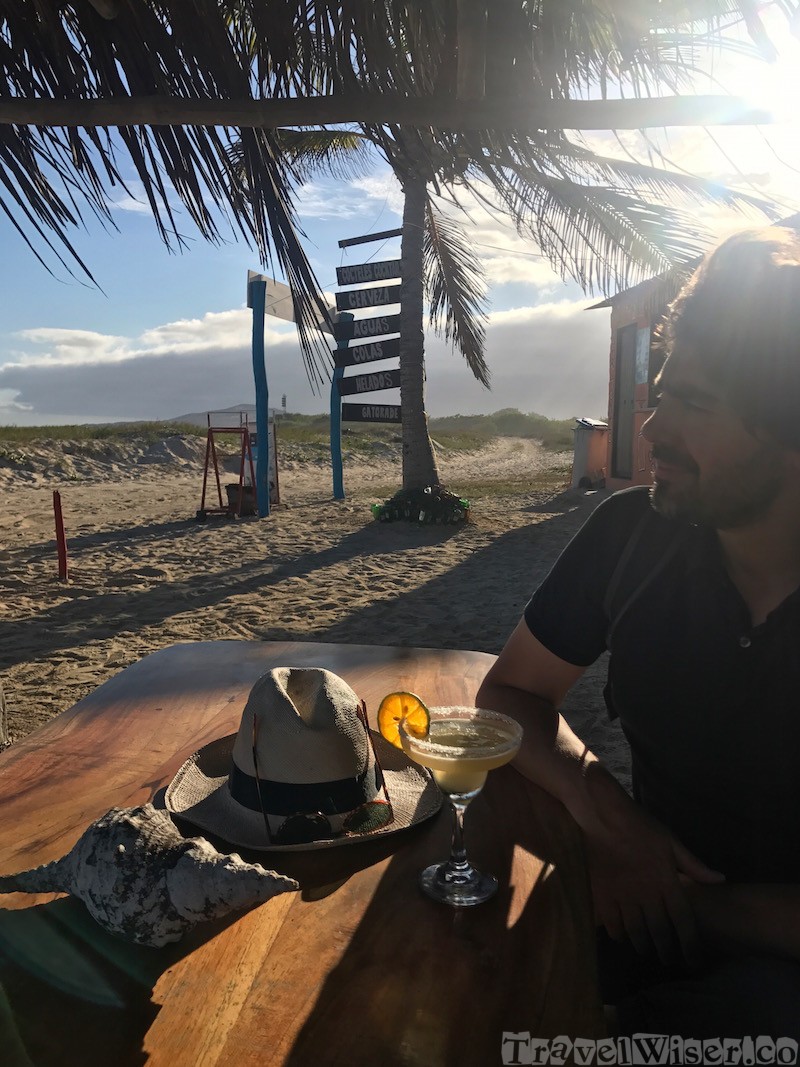 Bar Atardecer, Puerto Villamil