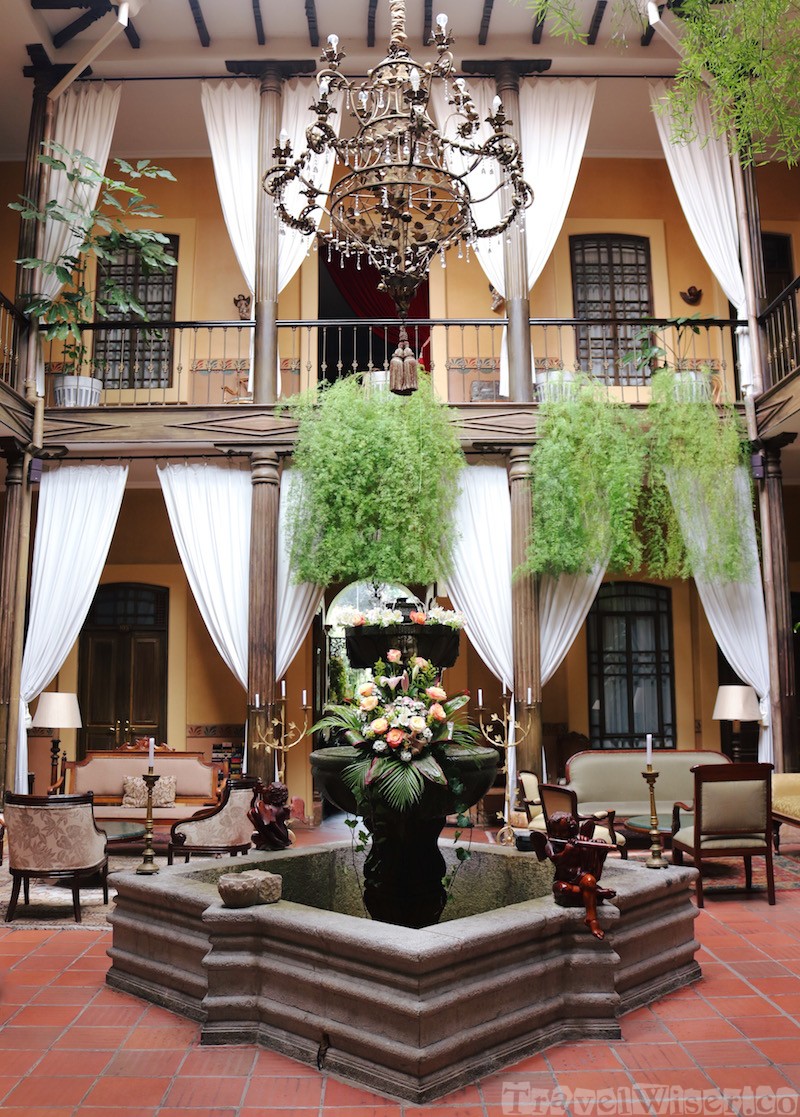 Mansion Alcazar Cuenca Ecuador