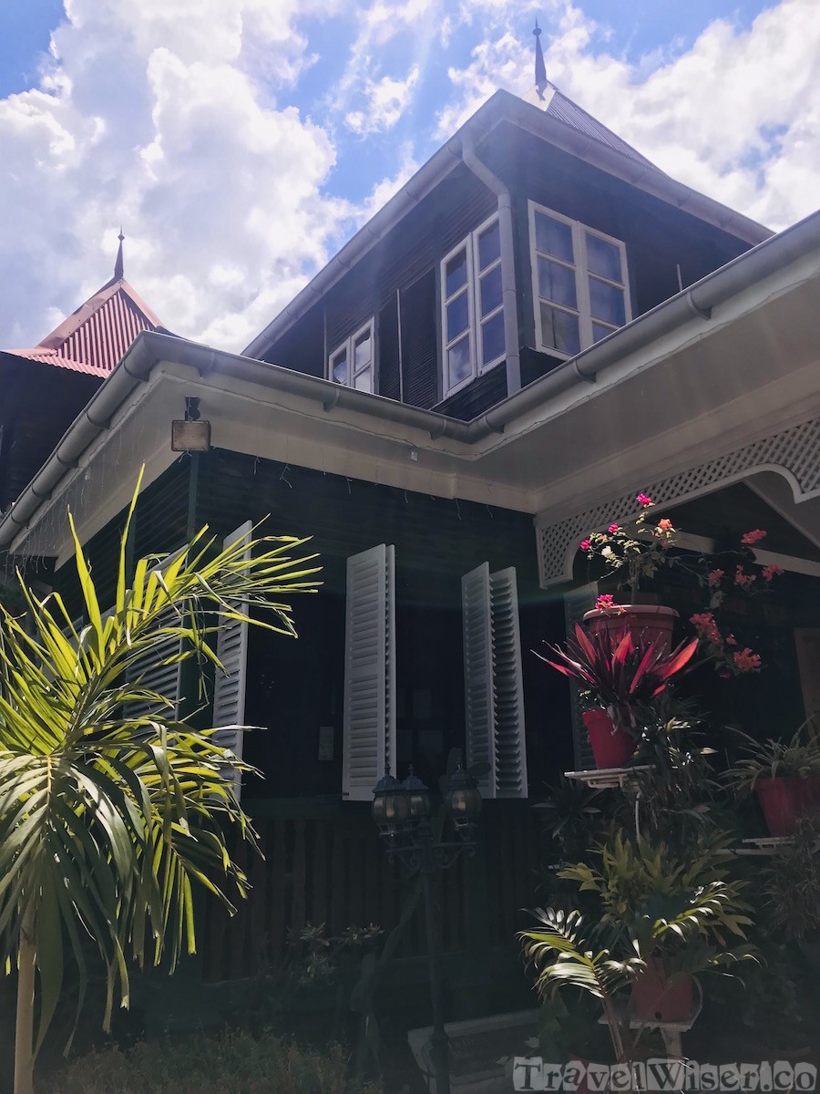 Marie Antoinette restaurant, Victoria Mahe