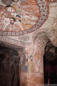 Abuna Yemata Guh interior with murals